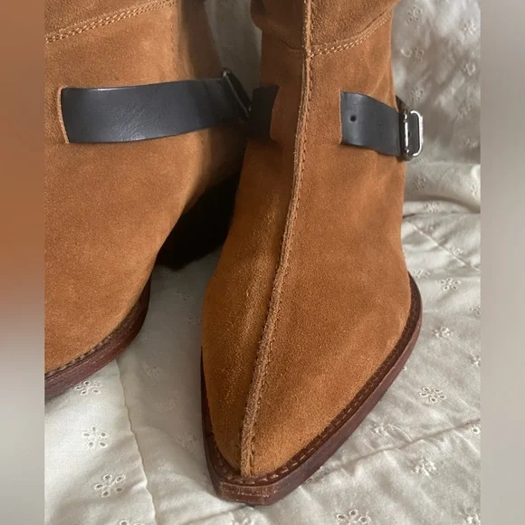 Free People Back-lace Sway Low Slouchy Boots. Western inspired suede pull-on. - Picture 9 of 16